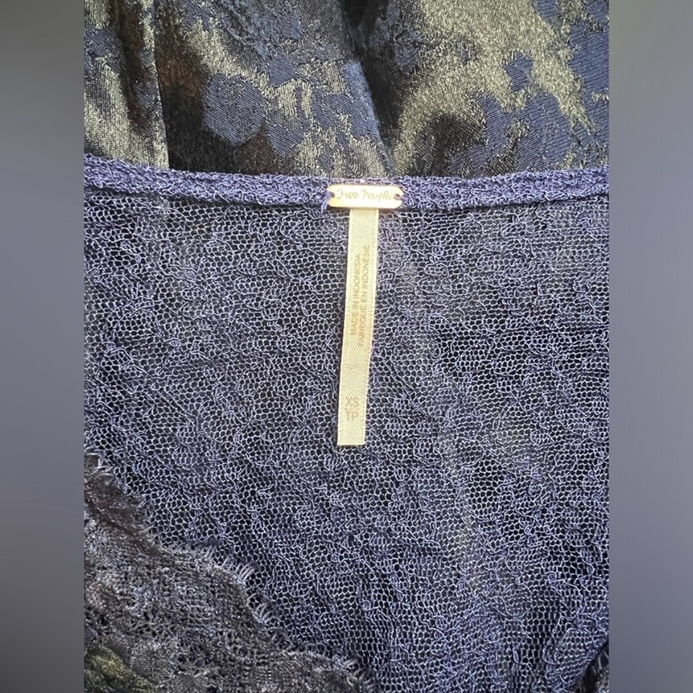 Free People - Lace Long Sleeve Top - Size XS - Picture 8 of 10